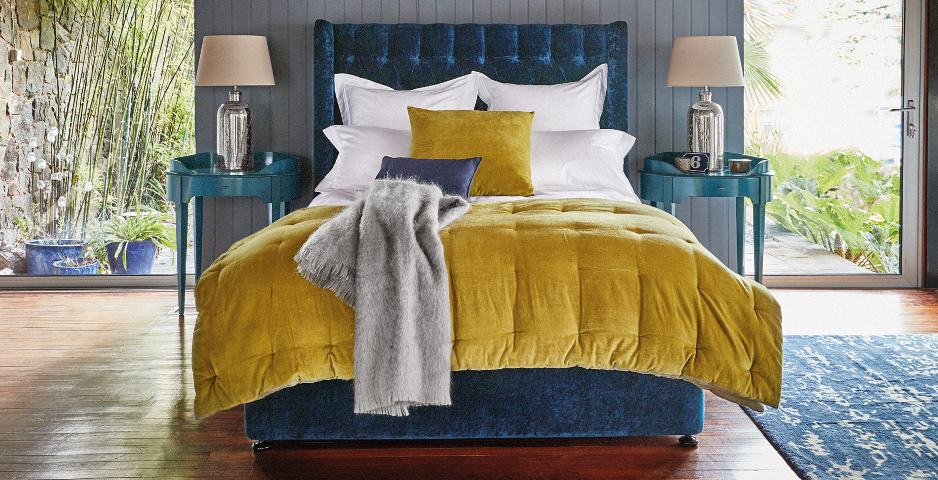 Bespoke Beds Made To Measure Beds Feather & Black