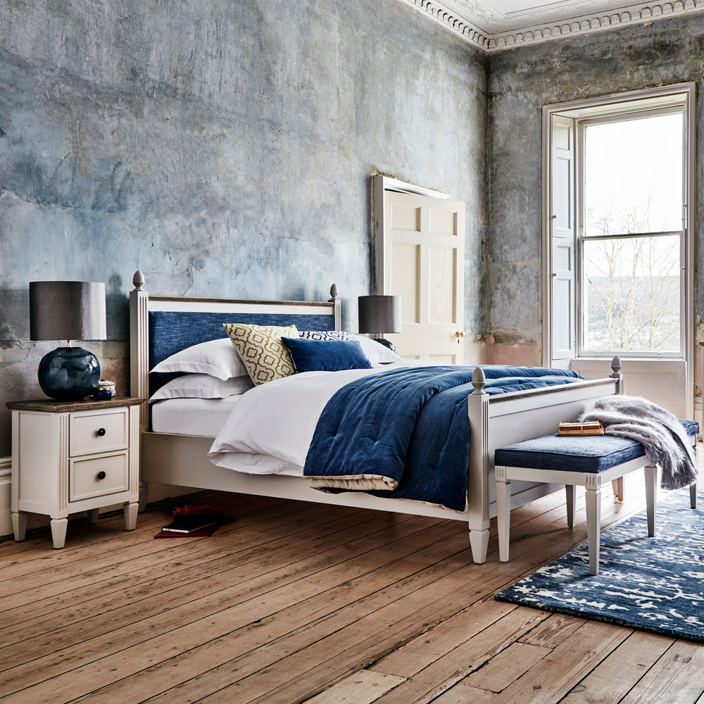 Wooden Beds Wood Bed Frames Feather & Black